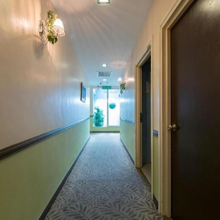 Oyo 126 Rae Hotel クアラルンプール エクステリア 写真