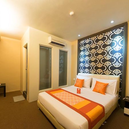 Oyo 126 Rae Hotel クアラルンプール エクステリア 写真