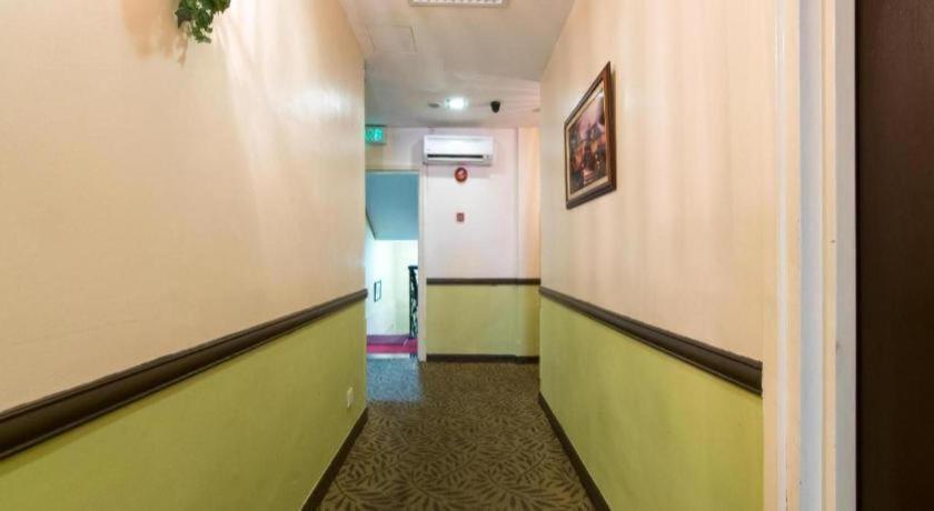 Oyo 126 Rae Hotel クアラルンプール エクステリア 写真